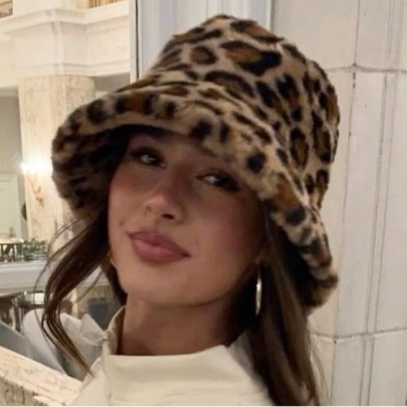 Faux Fur Leopard Bucket Hat main image 5